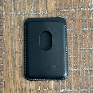 Platinum MagSafe card holder